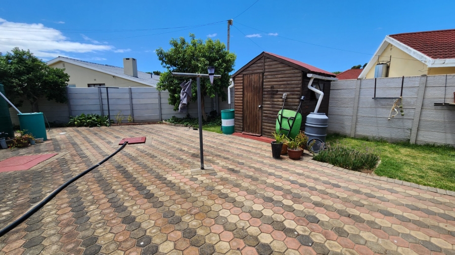 3 Bedroom Property for Sale in Hartenbos Central Western Cape